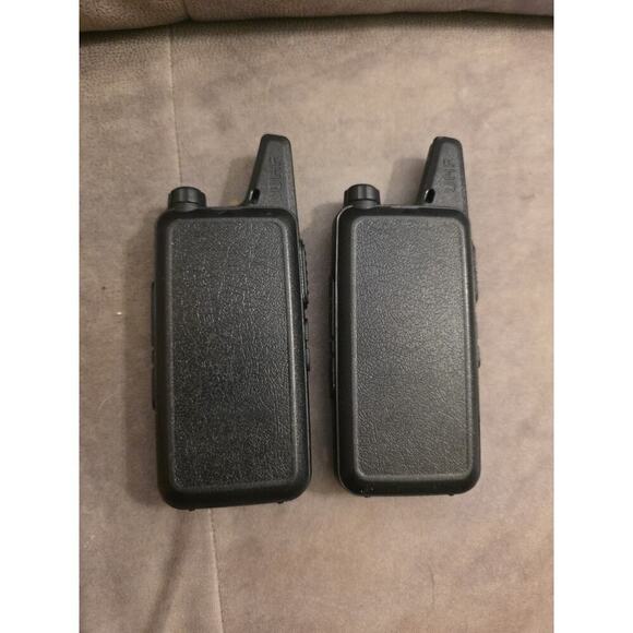 Retevis RETC 15- RT22 Two-Way UHF Hand-Held Mobile Radio Walkie-Talkie Used - Picture 5 of 12